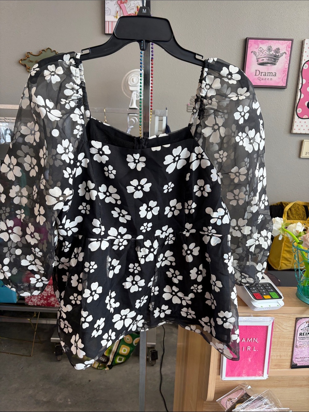 Cato Black and White Floral Puff-Sleeve Peplum Top